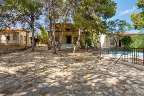 Casa o chalet independiente en Calle Campoamor, Los Balcones - Los Altos del Edén, Torrevieja photo 1