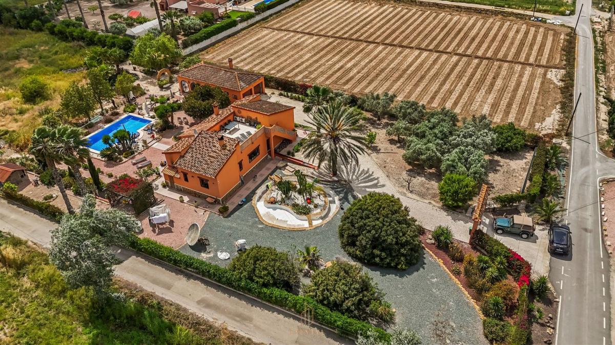 Properties for sale and rent in Spain photo 2