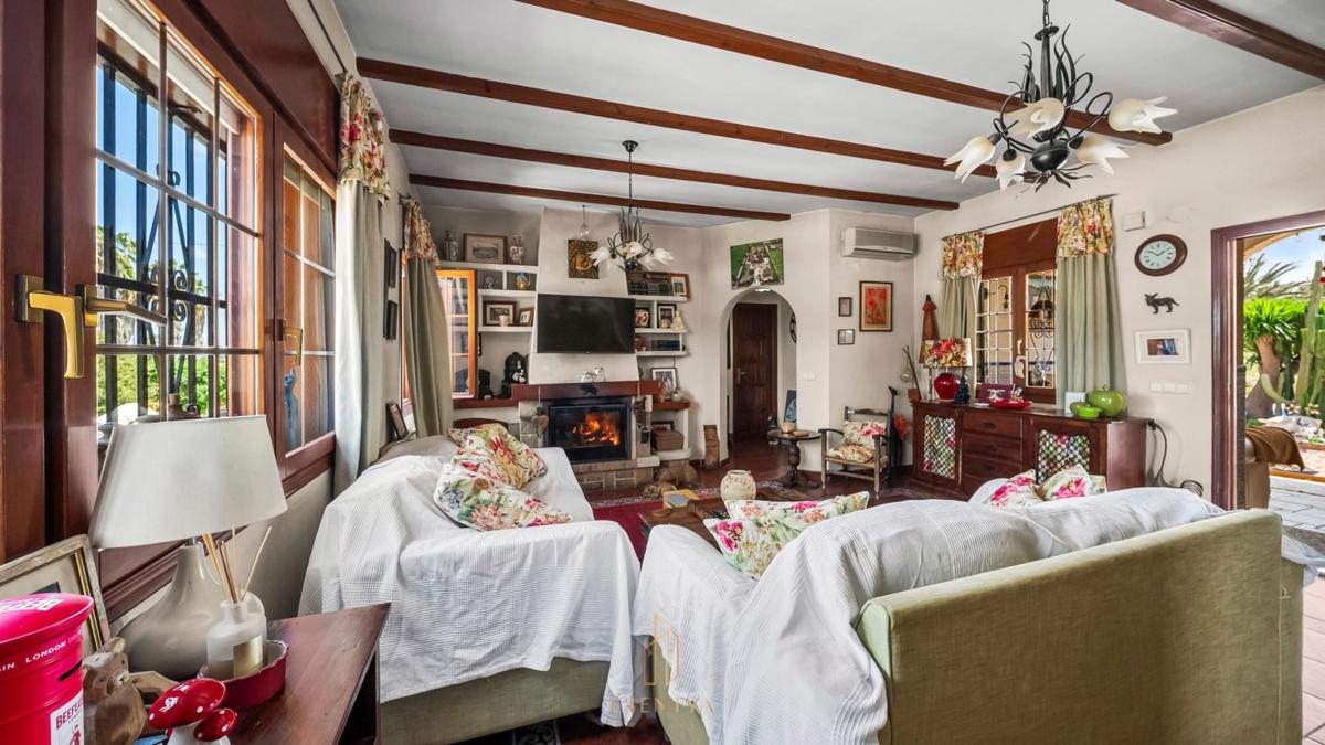 Properties for sale and rent in Spain photo 4