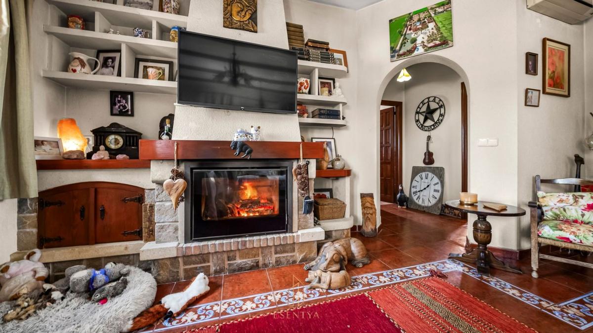 Properties for sale and rent in Spain photo 5