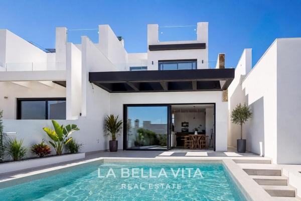 Casa o chalet independiente en Calle Ibiza, 6, Aguas Nuevas, Torrevieja photo 2