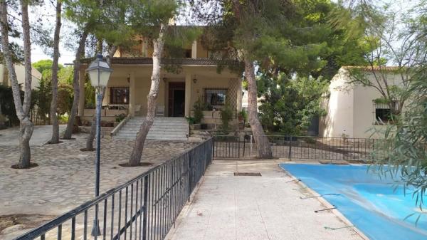 Casa o chalet independiente en Avenida de la Asuncion, 100, Los Balcones - Los Altos del Edén, Torrevieja photo 1