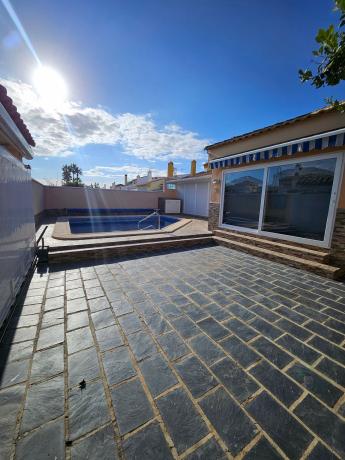Chalet pareado en Calle Río Nacimiento, 79, Pueblo Latino, Pilar de la Horadada photo 1