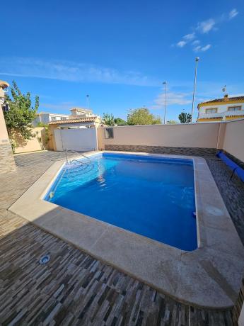 Chalet pareado en Calle Río Nacimiento, 79, Pueblo Latino, Pilar de la Horadada photo 2