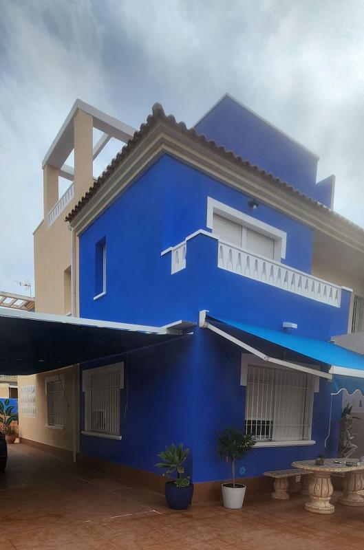 Properties for sale and rent in Spain photo 1