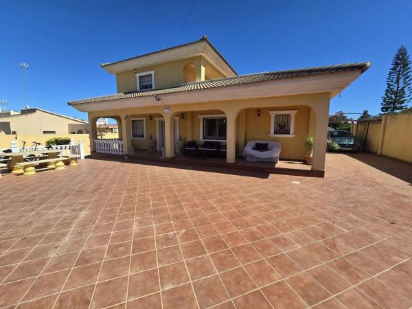 Casa o chalet independiente en margaritas s/n, Los Balcones - Los Altos del Edén, Torrevieja thumbnail 2