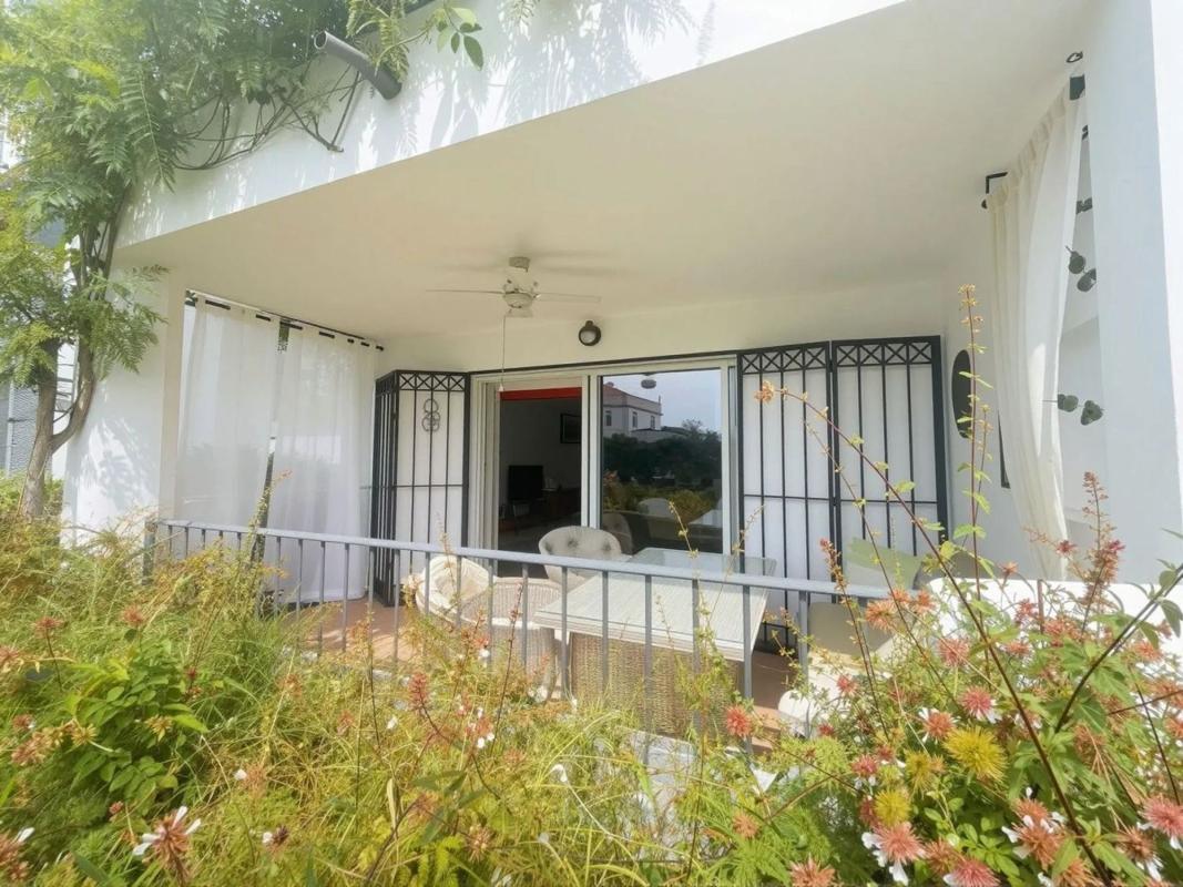 Venta de piso en Piso en Calle Venus, Villacana - Costalita - Saladillo, Estepona, Estepona
photo 2