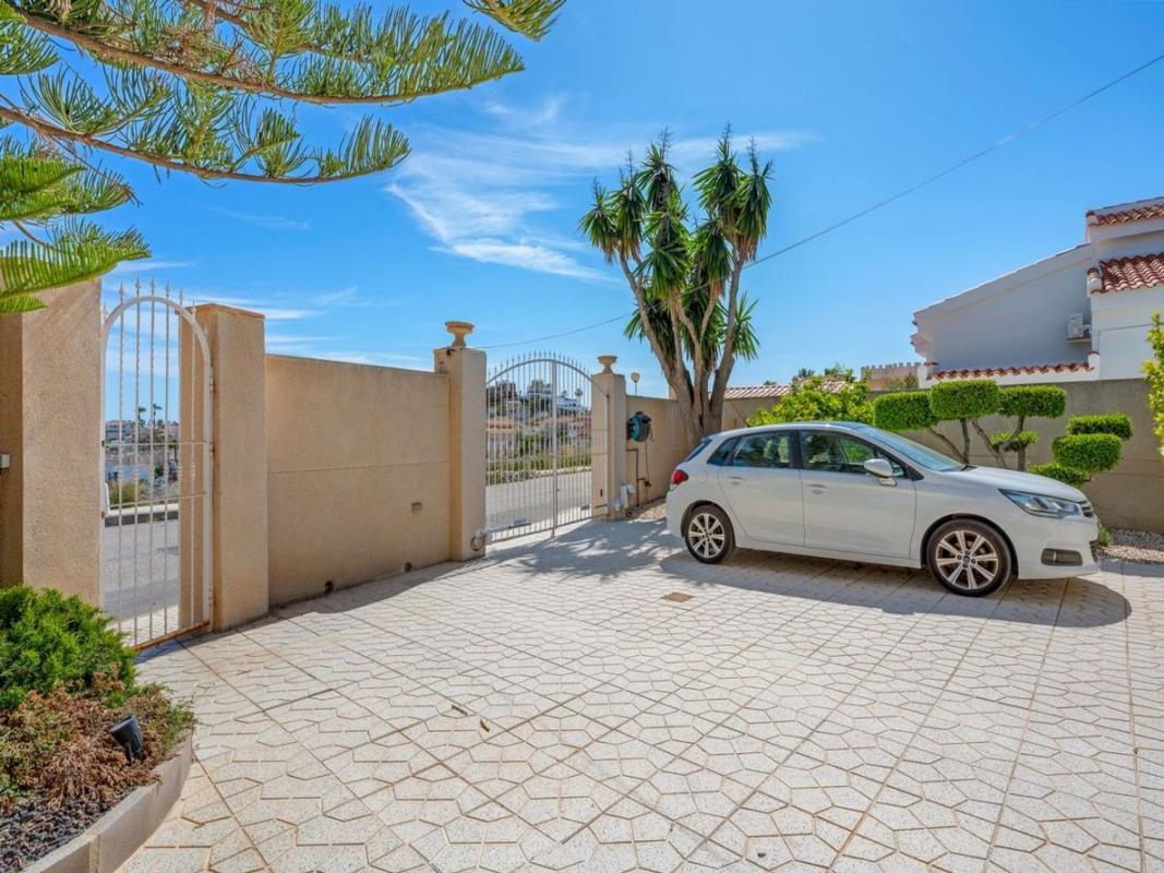 Propiedades en venta y alquiler en España photo 5