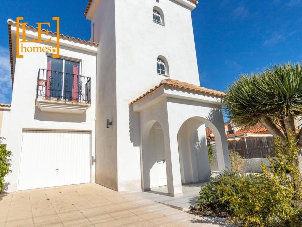 Casa o chalet independiente en Emilio Castelar-bal, 20, Los Balcones - Los Altos del Edén, Torrevieja thumbnail 2