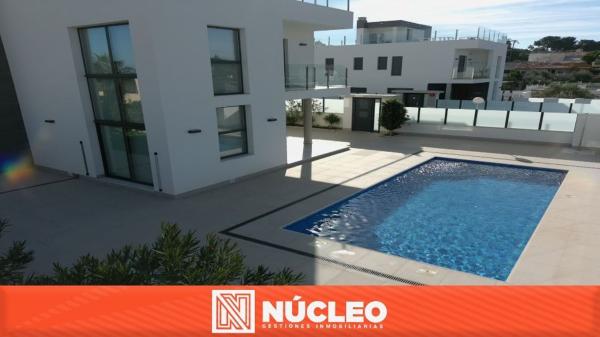 Casa o chalet independiente en Calle Holanda Bal, 1, Los Balcones - Los Altos del Edén, Torrevieja photo 1