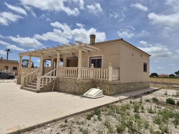 Casa o chalet independiente en Catral thumbnail 3