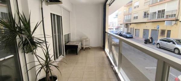 Venta de piso en Piso en Las Piscinas Naturales, Torrevieja, Torrevieja
photo 1