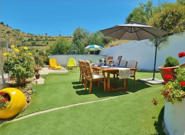 Casa rural en Canillas de Aceituno photo 1