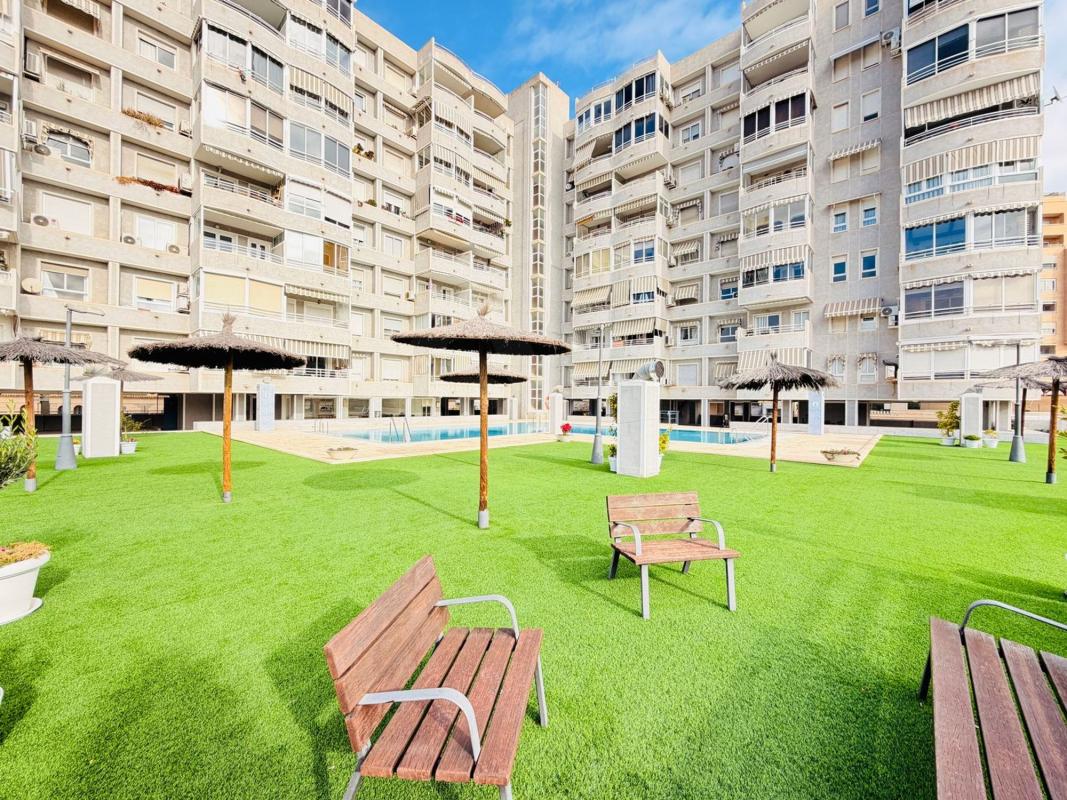 Продажа квартиры на Piso en Cabo de las Huertas, Alicante / Alacant, Аликанте / Алакант
photo 3
