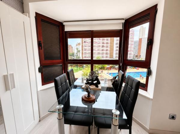 Venta de piso en Playa de Levante, Benidorm
thumbnail 3
