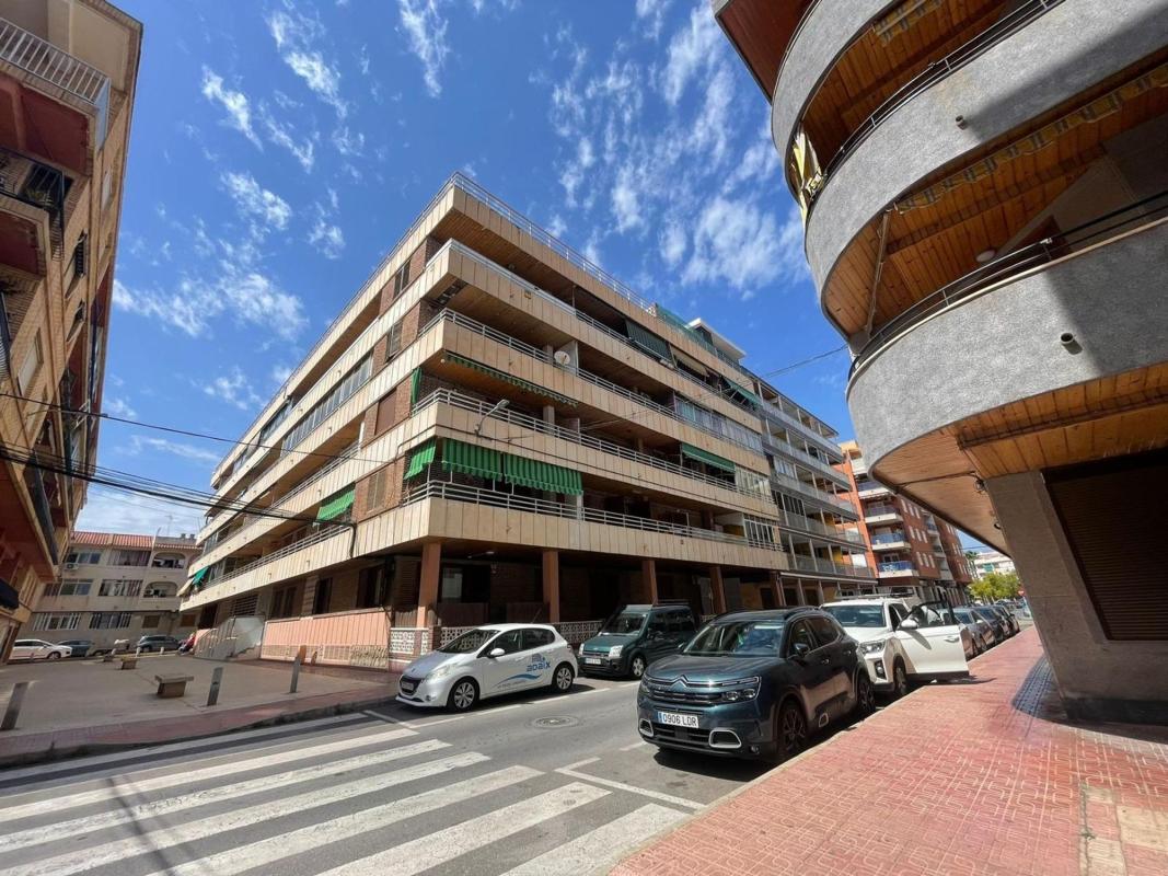 Venta de piso en Piso en Travesía San Miguel de Salinas, El Acequión, Torrevieja, Torrevieja
photo 2