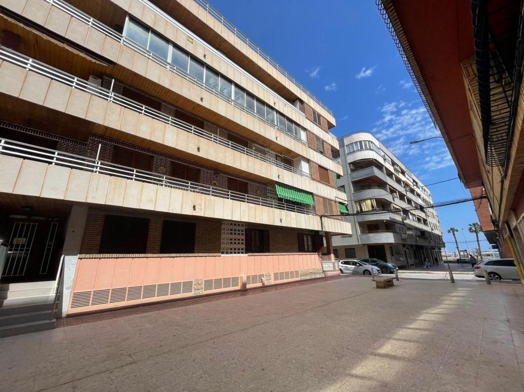 Venta de piso en Piso en Travesía San Miguel de Salinas, El Acequión, Torrevieja, Torrevieja
photo 3