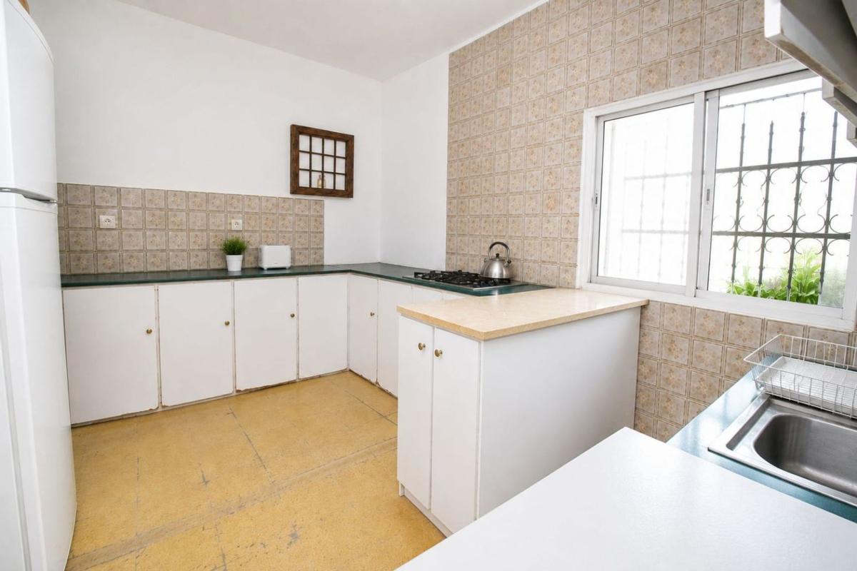 Properties for sale and rent in Spain photo 5
