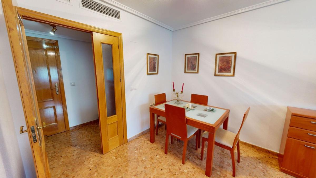 Venta de piso en Piso en Jose Garcia Selles, Garbinet - Parque de las Avenidas, Alicante / Alacant, Alicante / Alacant
 photo 4
