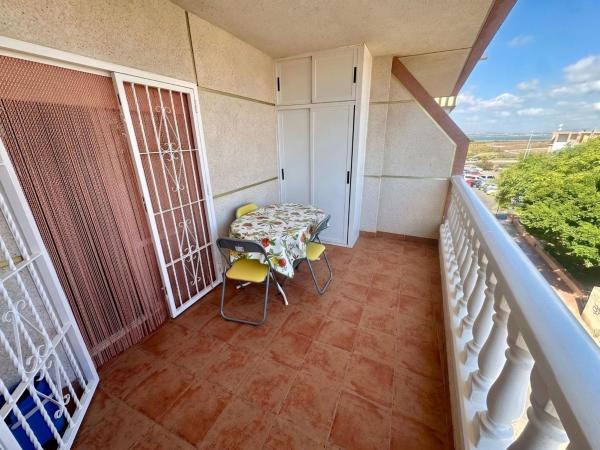 Venta de piso en Piso en Plaza Todos los Santos, 21, Gaspar Perrelló, Torrevieja, Torrevieja
 photo 1
