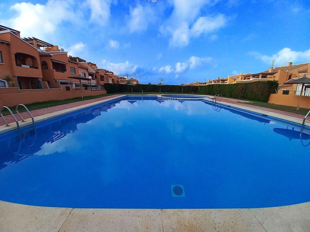 Venta de piso en Piso en Calle Lanzarote, Aguas Nuevas, Torrevieja, Torrevieja
 photo 2