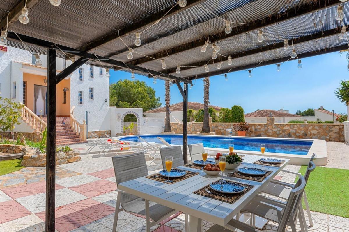 Properties for sale and rent in Spain photo 5