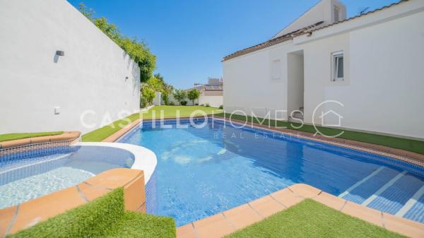 Casa o chalet independiente en Avenida Bruselas, 34, Los Balcones - Los Altos del Edén, Torrevieja thumbnail 2