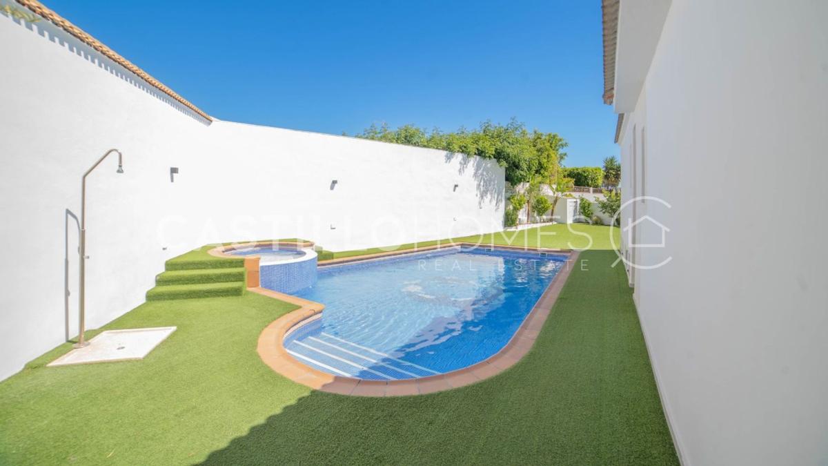 Properties for sale and rent in Spain photo 4