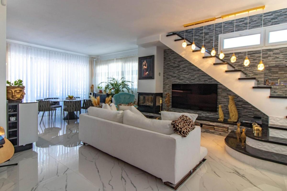Properties for sale and rent in Spain photo 5
