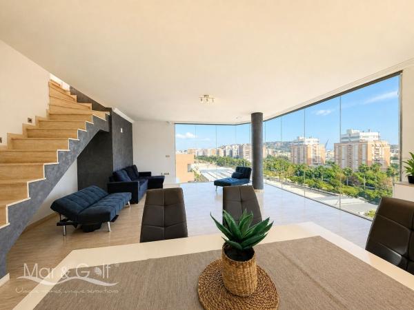 Venta de piso en Piso en Calle Beniarbeig, Garbinet - Parque de las Avenidas, Alicante / Alacant, Alicante / Alacant
thumbnail 2