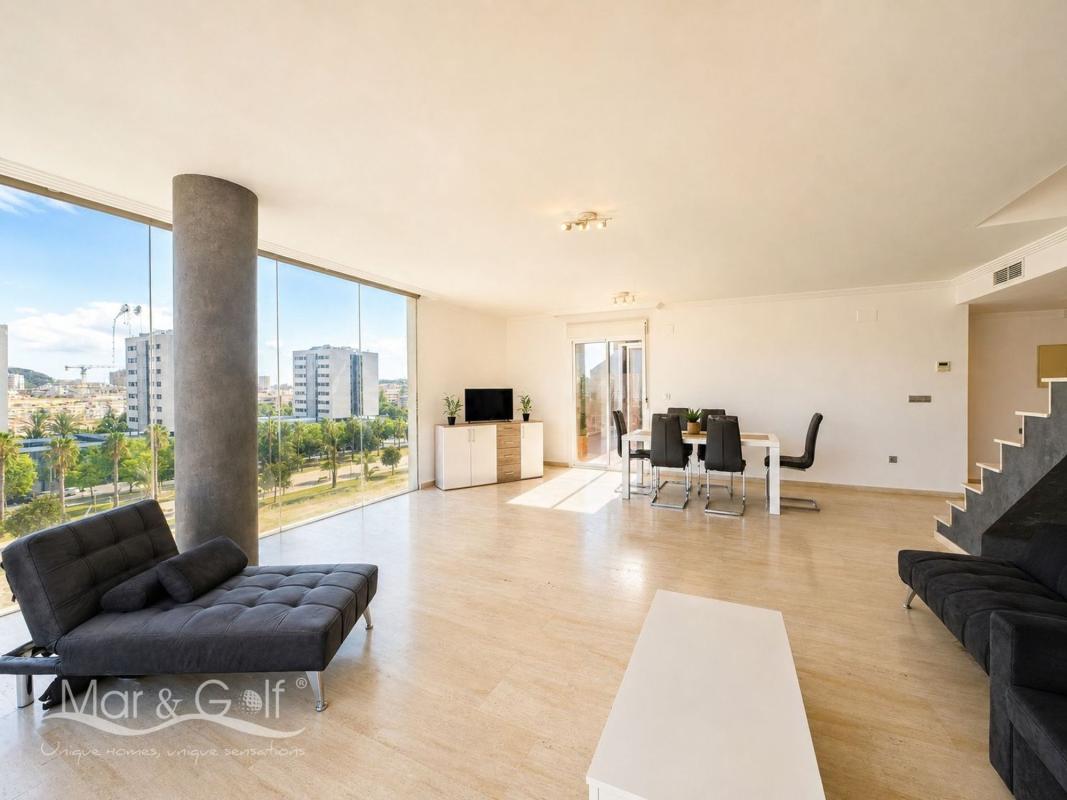 Venta de piso en Piso en Calle Beniarbeig, Garbinet - Parque de las Avenidas, Alicante / Alacant, Alicante / Alacant
 photo 5