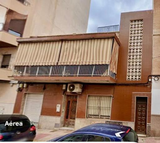 Casa o chalet independiente en Calle José Martínez Ruiz Azorín, 39, Centro - Muelle Pesquero, Torrevieja photo