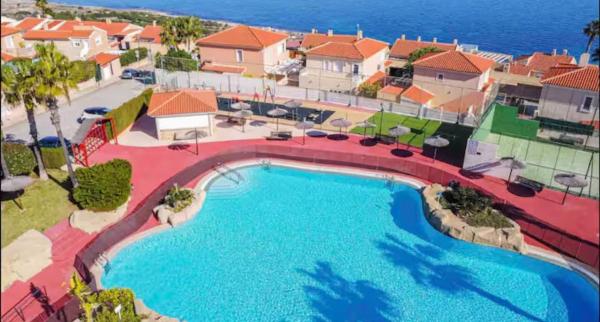 Chalet adosado en Avenida D'Escandinàvia, 90, Gran Vista-Olivo de Oro, Gran Alacant thumbnail 1