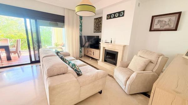 Chalet pareado en Calle Isabel Barreto, Valle Romano Golf, Estepona photo 3
