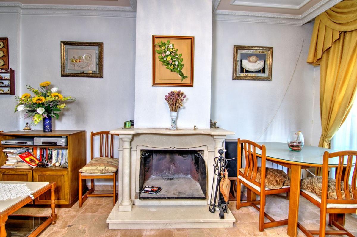 Properties for sale and rent in Spain photo 5