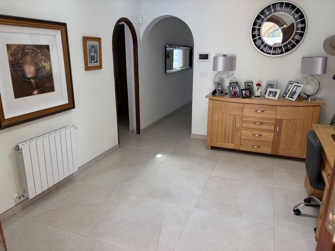 Properties for sale and rent in Spain photo 5