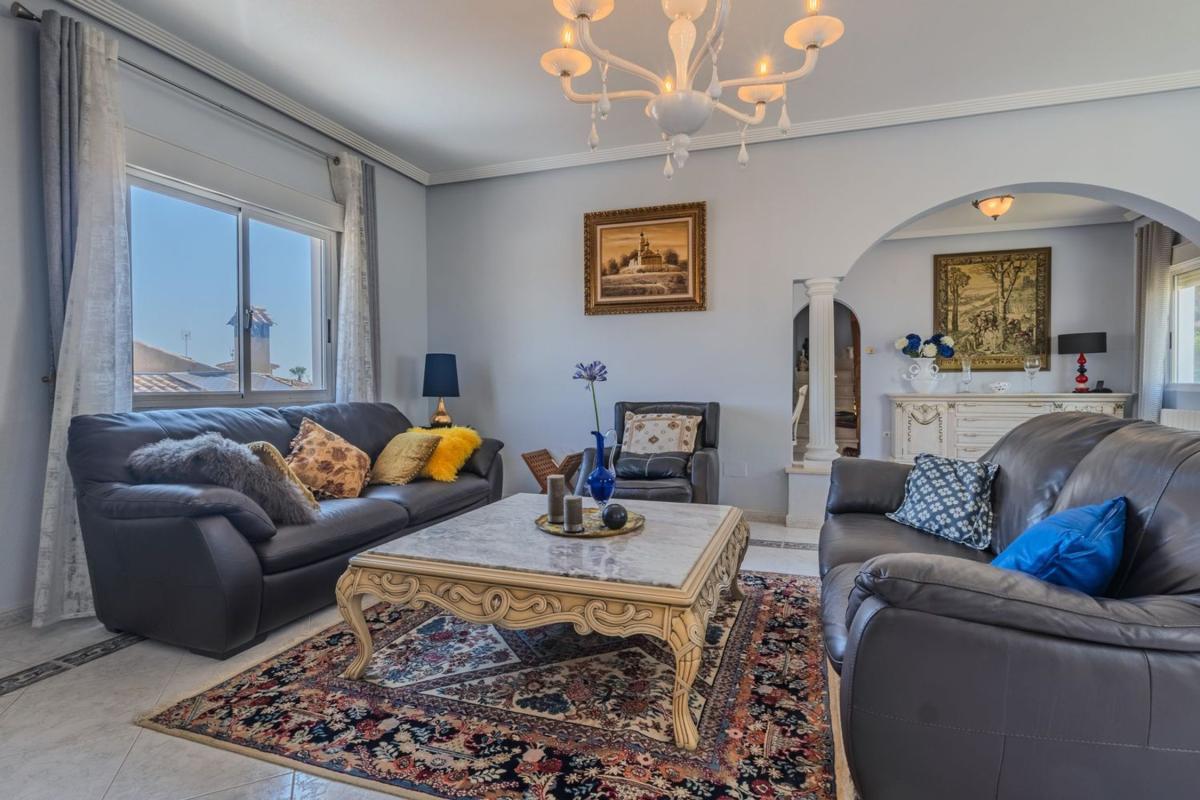 Properties for sale and rent in Spain photo 4
