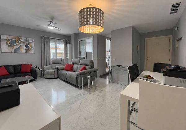 Продажа квартиры на Piso en Calle Nicaragua, Valle Romano Golf, Estepona, Эстепона
 photo 4
