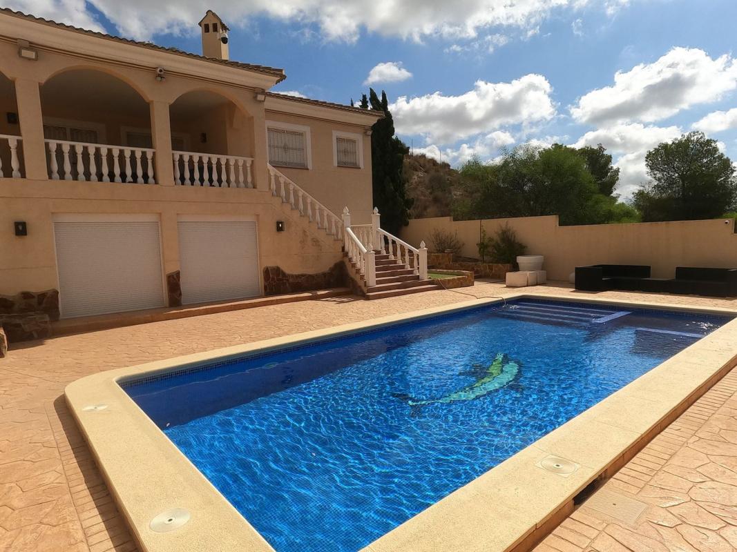Propiedades en venta y alquiler en España photo 5