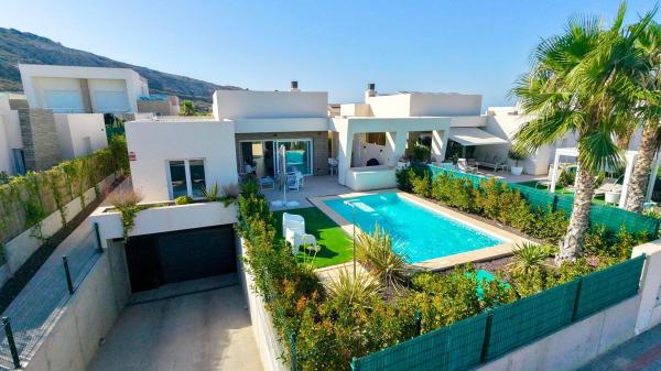 Chalet pareado en Algorfa photo 1