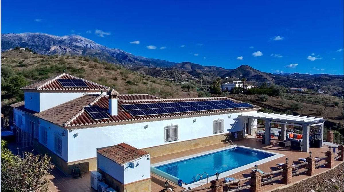 Propiedades en venta y alquiler en España photo 2