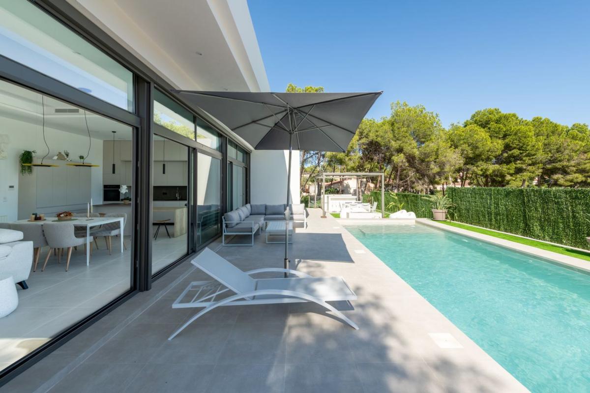 Properties for sale and rent in Spain photo 3