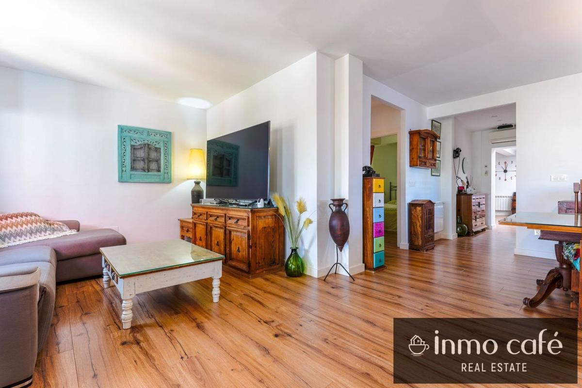 Properties for sale and rent in Spain photo 4