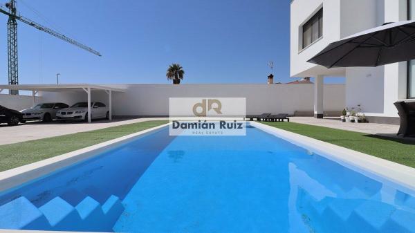 Independent chalet for sale in Casa o chalet en Calle Ruinas de Petra, 17, San Fulgencio, San Fulgencio
photo 1