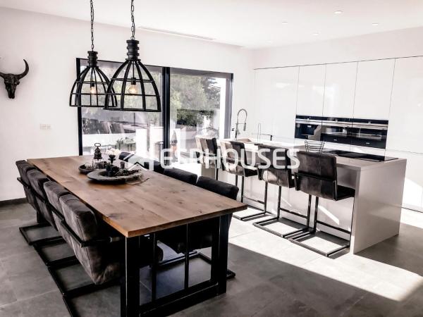 Частный шале на продаже в  Casa o chalet en Rojales Hills - Rosa Bungalows, Rojales, Рохалес photo 4