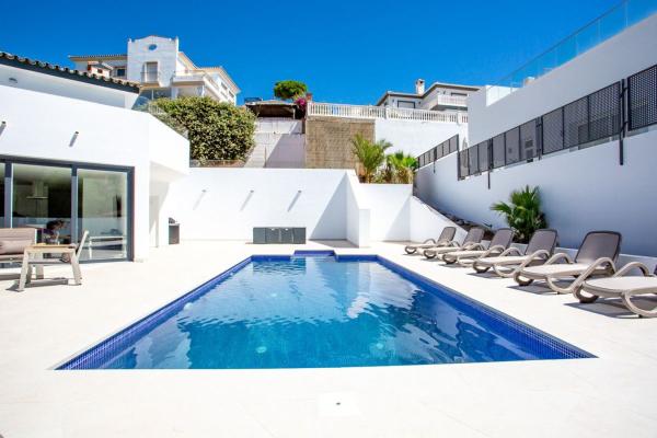 Casa o chalet independiente en Avenida de Jerez, 39, La Cala de Mijas, Mijas thumbnail 1