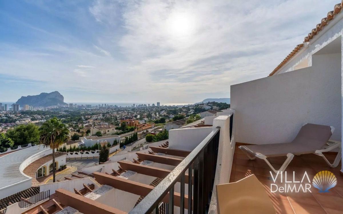 Продажа таунхауса в Chalet adosado en Partida Tosal de la Cometa, 1, Cometa-Carrió, Calpe , Кальпе photo 1