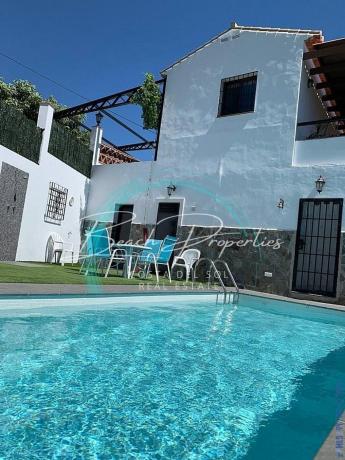 Chalet independiente en venta en Casa o chalet en Torrox Pueblo, Torrox, Torrox
thumbnail 3