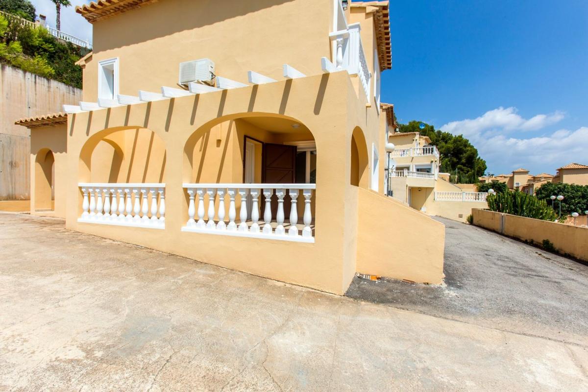 Venta de chalet adosado en Chalet adosado en Corralets, 17, Gargasindi, Calpe , Calpe photo 2