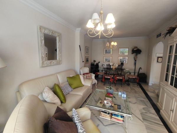 Sale of flat in Piso en Milla De Oro, La Carolina-Guadalpín, Marbella, Marbella
 photo 2